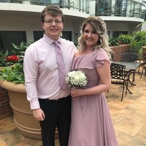 Meet your Posher, Amelia